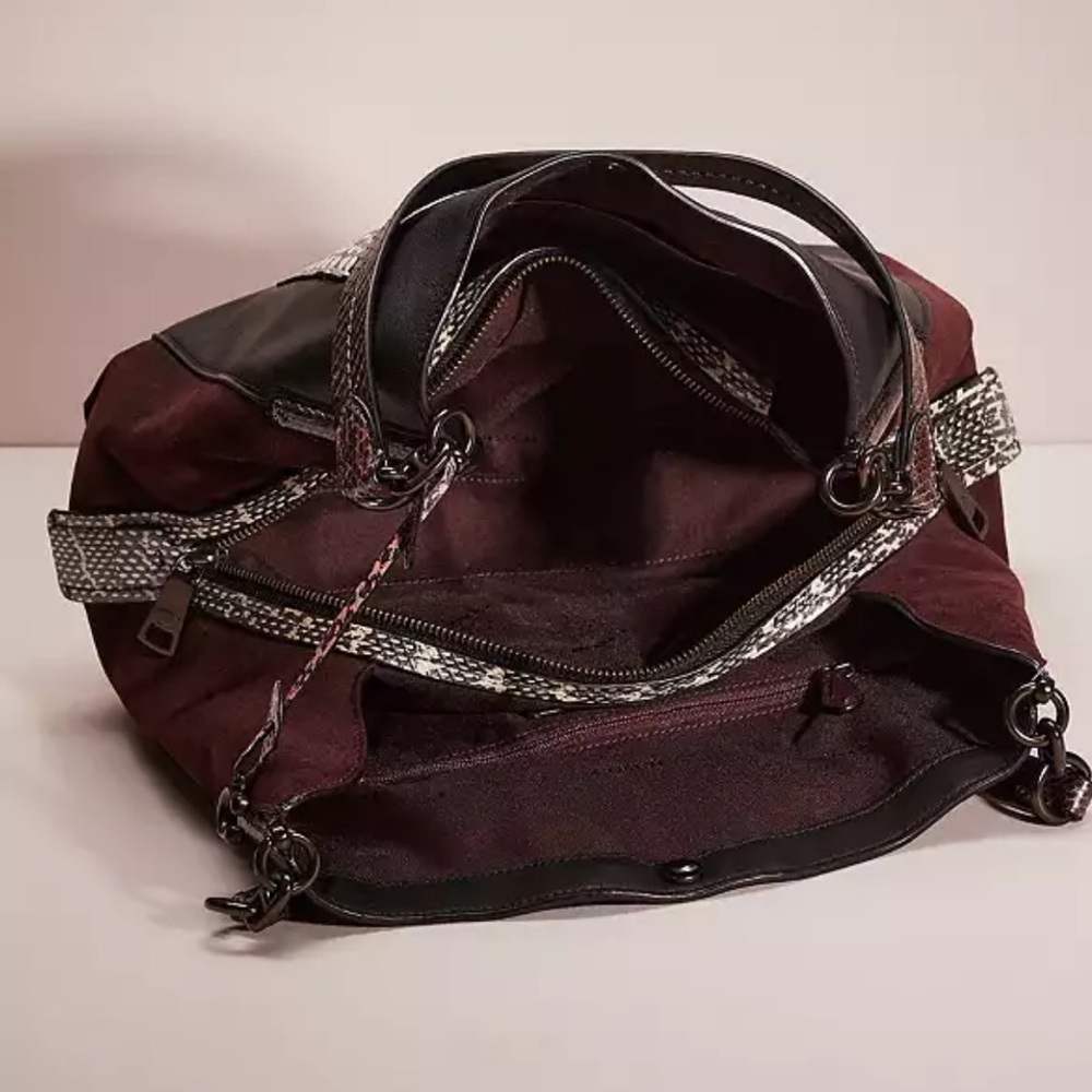 Upcrafted Dalton 31 In Colorblock With Snakeskin Detail - Picture 9 of 15